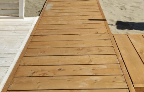 02 – Realizzazione passerelle e strutture accessorie per il progetto Il Mare è di Tutti Fondi – LT