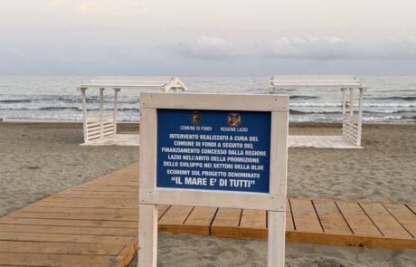 11 – Realizzazione passerelle e strutture accessorie per il progetto Il Mare è di Tutti Fondi – LT